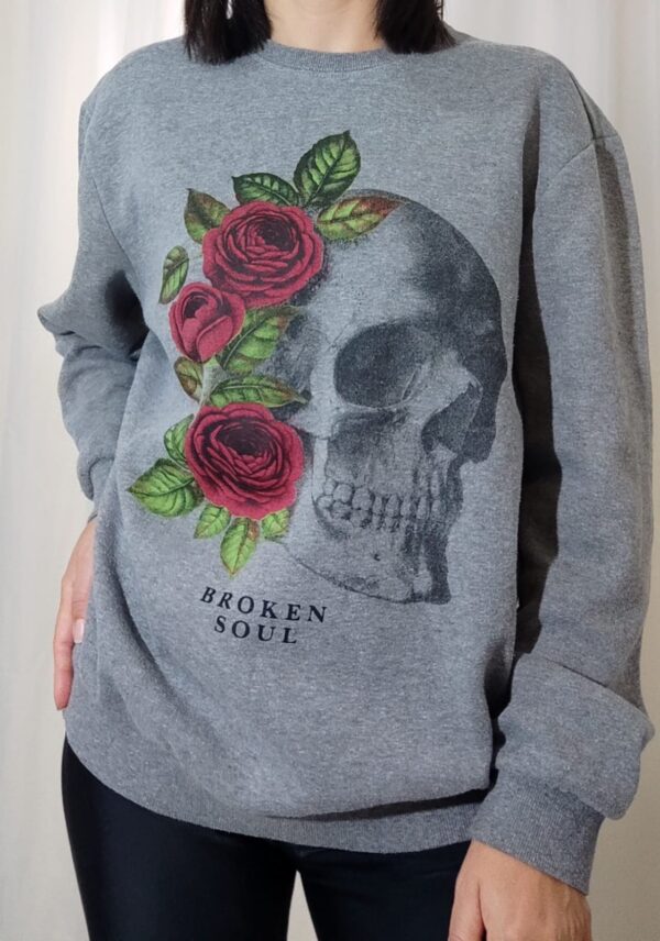 Moletom Broken Soul - Caveira com Rosas