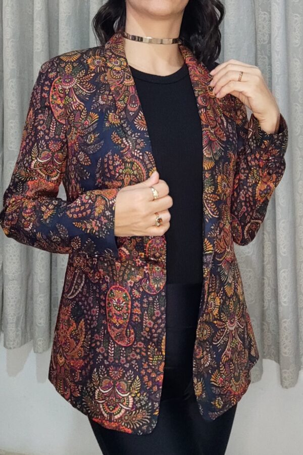 Blazer Estampado Zara Basic - Corte Clássico com Estampa Paisley Colorida