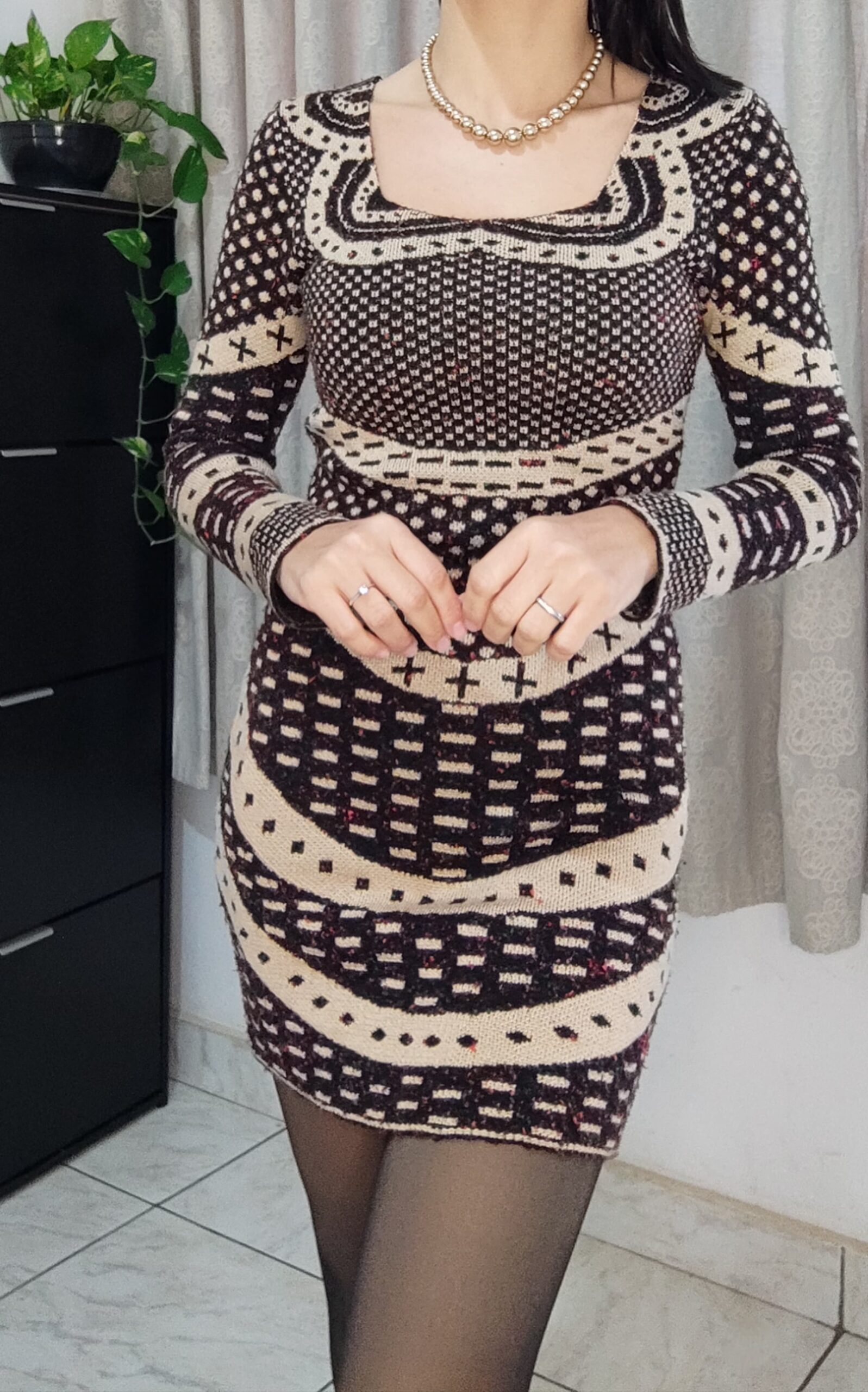 Vestido Curto Tricô Estampado (M) - Imagem 3