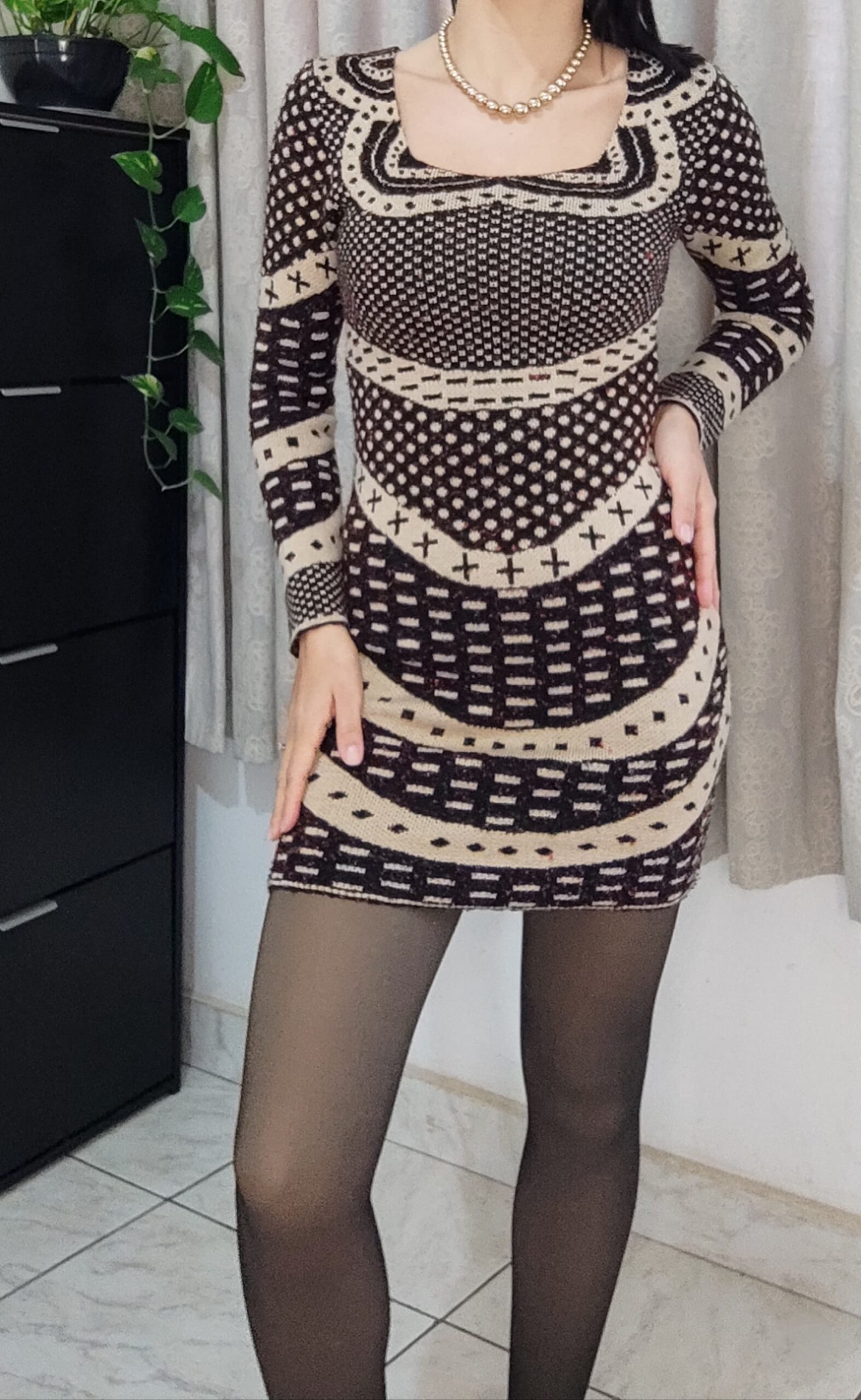 Vestido Curto Tricô Estampado (M) - Imagem 5