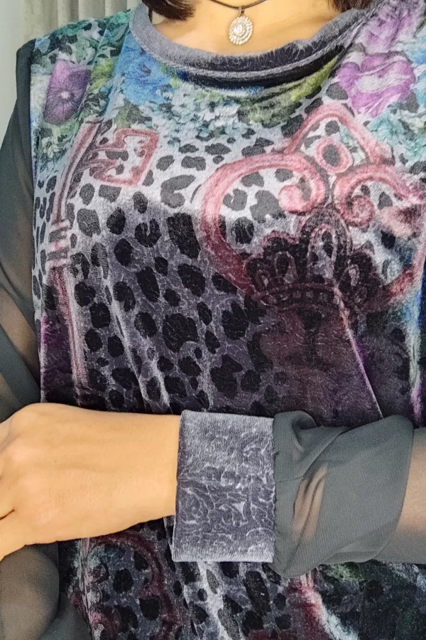Blusa Veludo com Mangas em Tule Transparente
