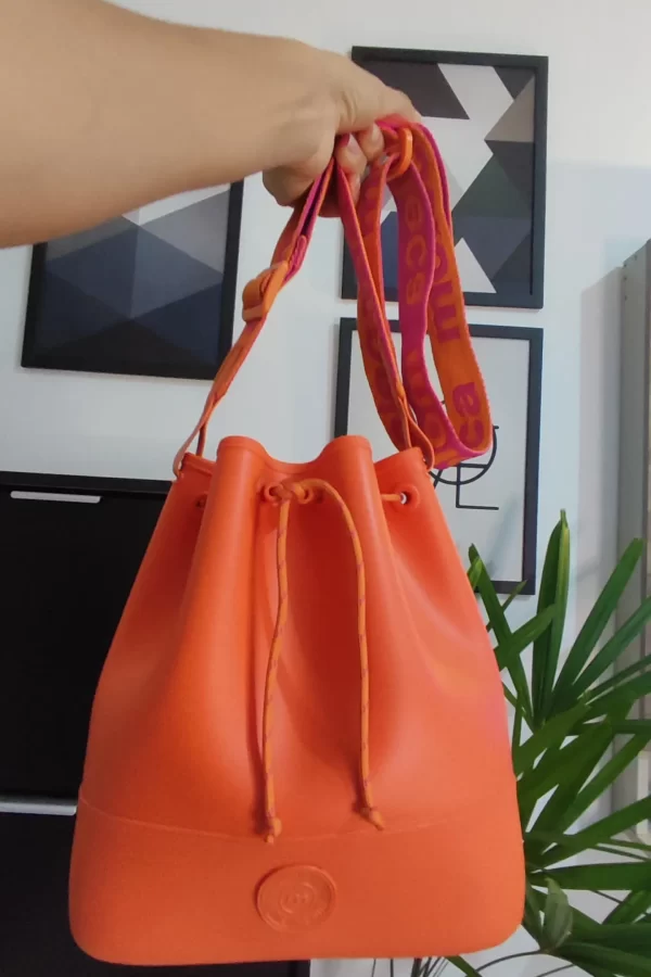Bolsa Transversal Laranja com Alça Regulável – Moleca